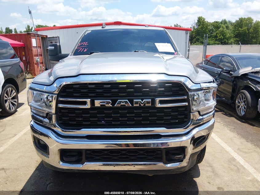 2024 Ram 2500 Big Horn 4X4 6'4 Box VIN: 3C6UR5DLXRG233215 Lot: 45565018