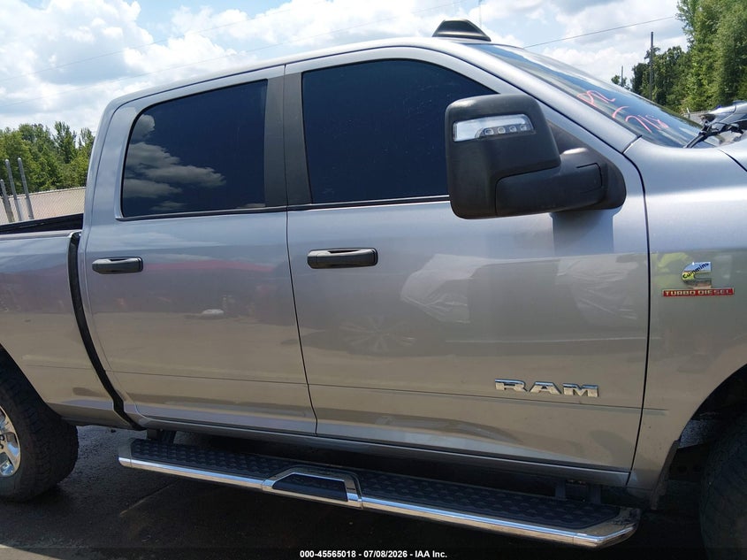 2024 Ram 2500 Big Horn 4X4 6'4 Box VIN: 3C6UR5DLXRG233215 Lot: 45565018