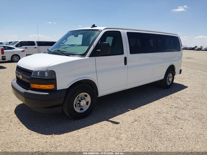 2020 Chevrolet Express, Звичайний знос, IAAI, VIN 1GAZGNFG2L1251517 — фото 2