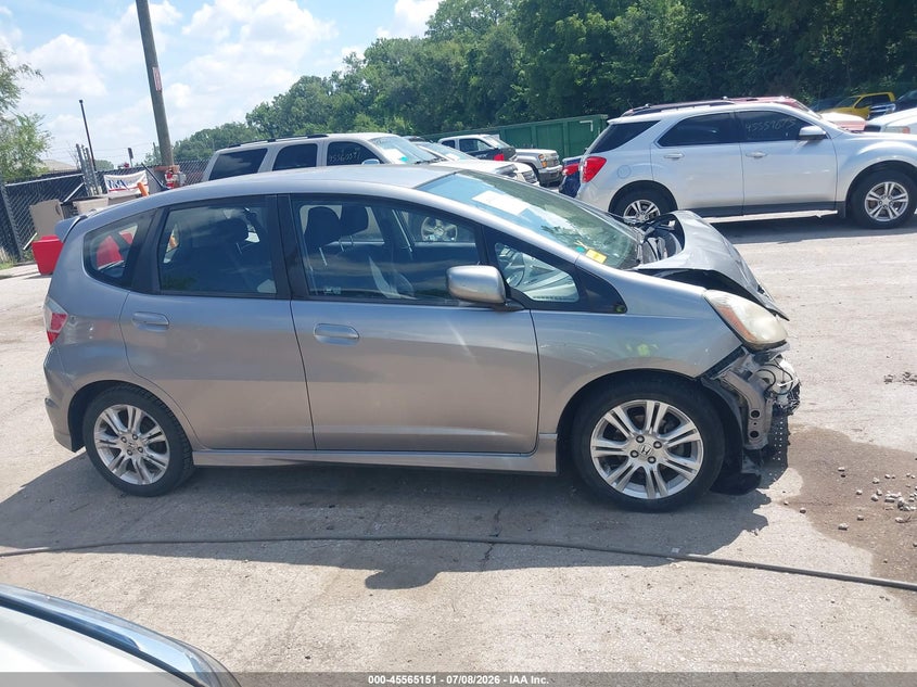 2009 Honda Fit Sport VIN: JHMGE884X9S008290 Lot: 45565151