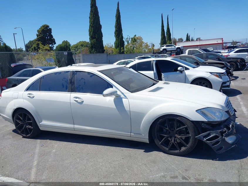 2007 Mercedes-Benz S 550 VIN: WDDNG71X27A067165 Lot: 45565178