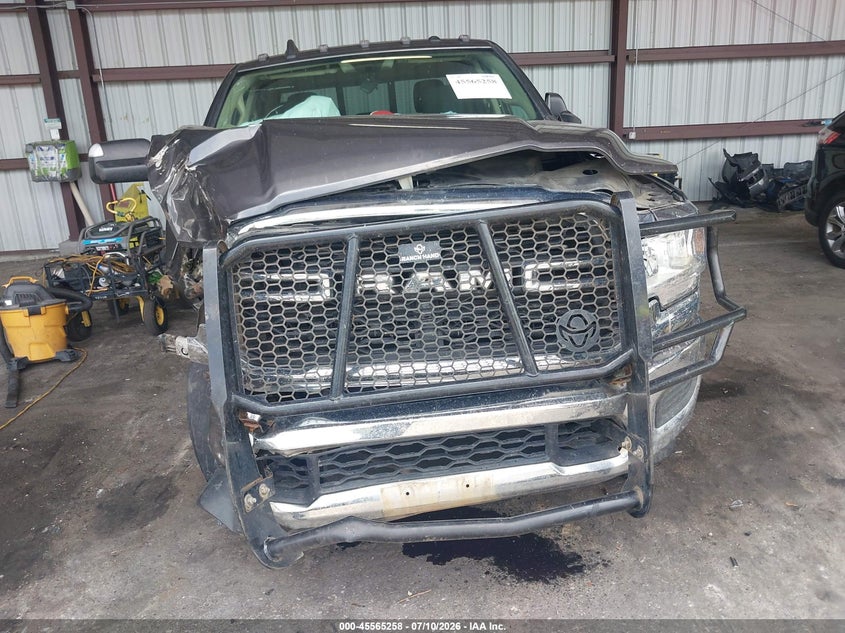 2020 Ram 2500 Tradesman 4X4 6'4 Box VIN: 3C6UR5CJ0LG101099 Lot: 45565258
