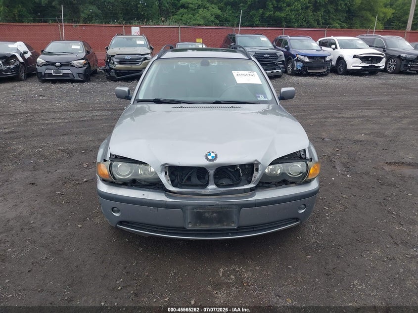 2004 BMW 325It VIN: WBAEN33434PC13108 Lot: 45565262