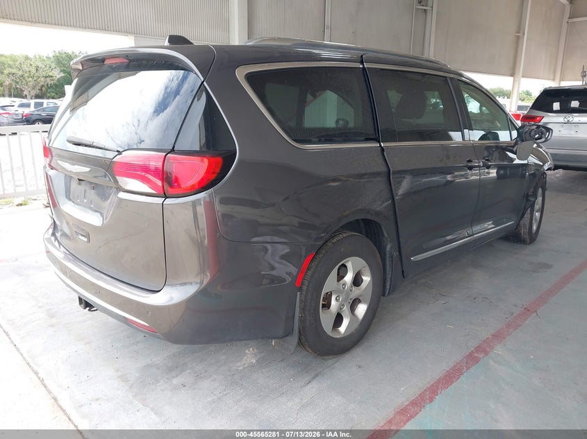 Vin: 2c4rc1eg7hr752435, lot: 46063610, chrysler pacifica touring-l plus 20174
