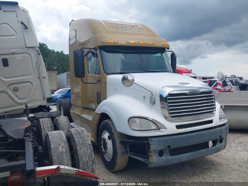 2011 FREIGHTLINER CONVENTIONAL — zdjęcie z aukcji