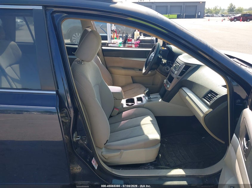 2013 SUBARU OUTBACK auction photo 5