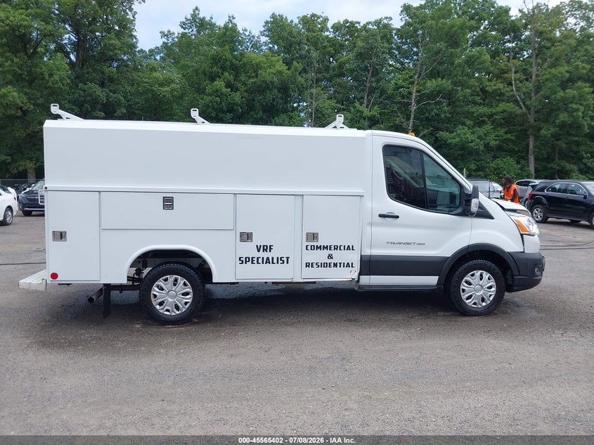 2021 Ford Transit-350 Cutaway VIN: 1FDBW5P81MKA52579 Lot: 45565402