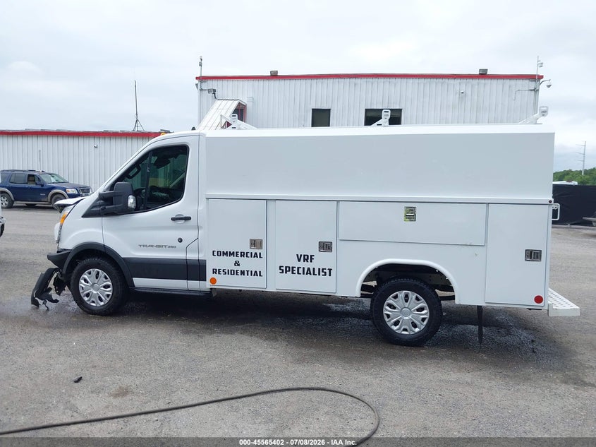 2021 Ford Transit-350 Cutaway VIN: 1FDBW5P81MKA52579 Lot: 45565402