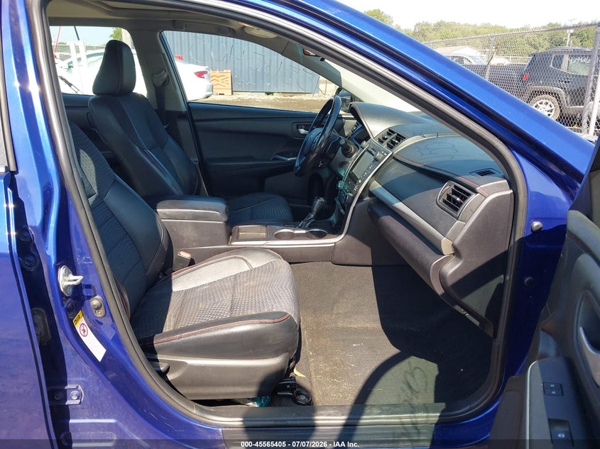 2015 TOYOTA CAMRY auction photo 5