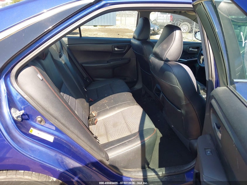 2015 TOYOTA CAMRY auction photo 8
