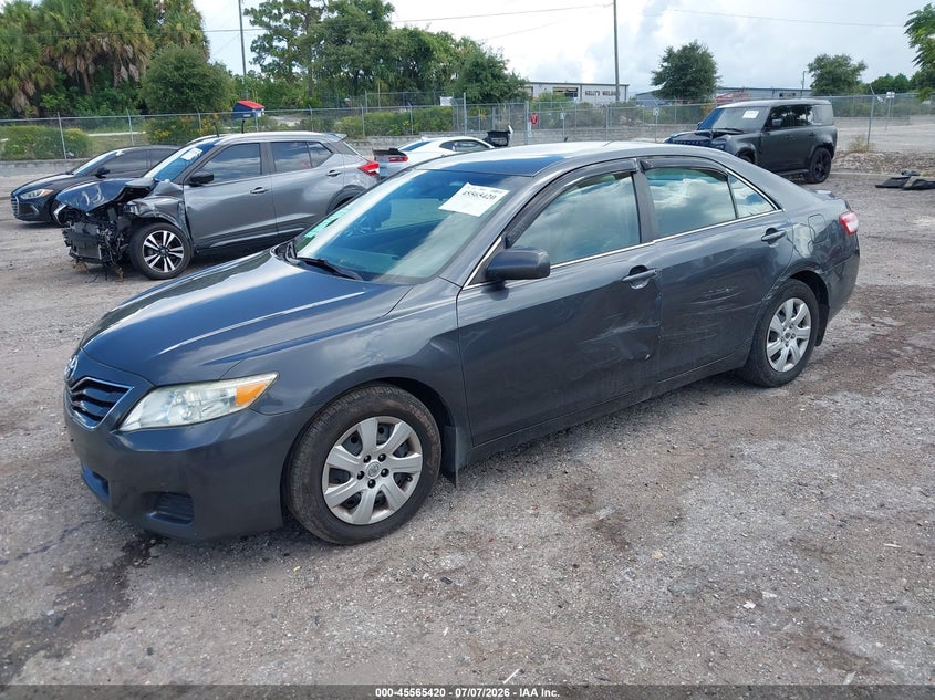 2010 TOYOTA CAMRY auction photo 2
