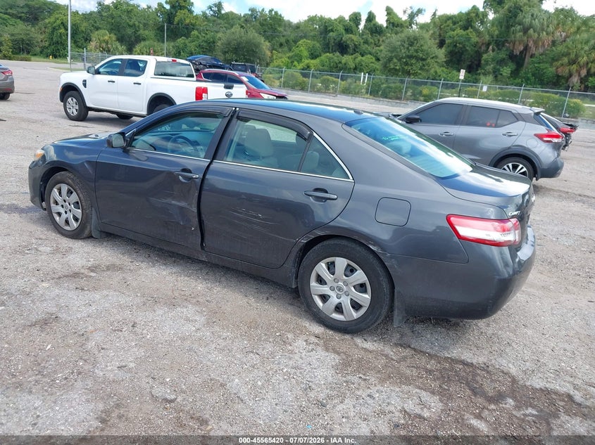 2010 TOYOTA CAMRY auction photo 3