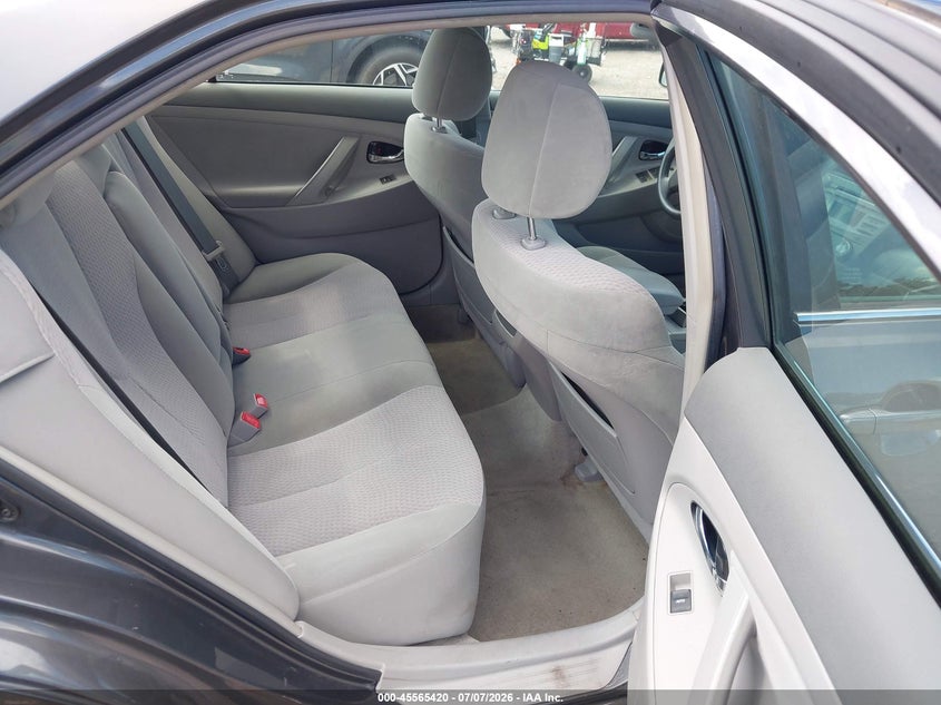 2010 TOYOTA CAMRY auction photo 8