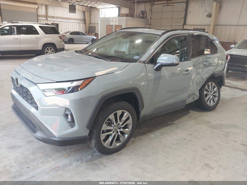 2022 Toyota RAV 4, Left Side, IAAI, VIN 2T3C1RFVXNW237079 — photo 2