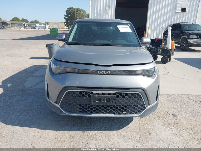 2023 KIA SOUL auction photo 6
