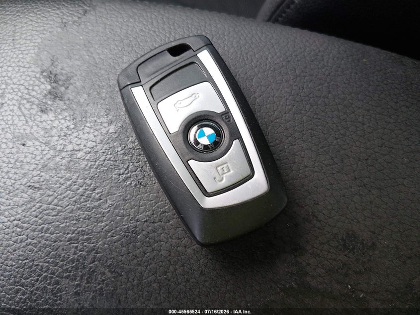 Фото 11 - BMW 328I