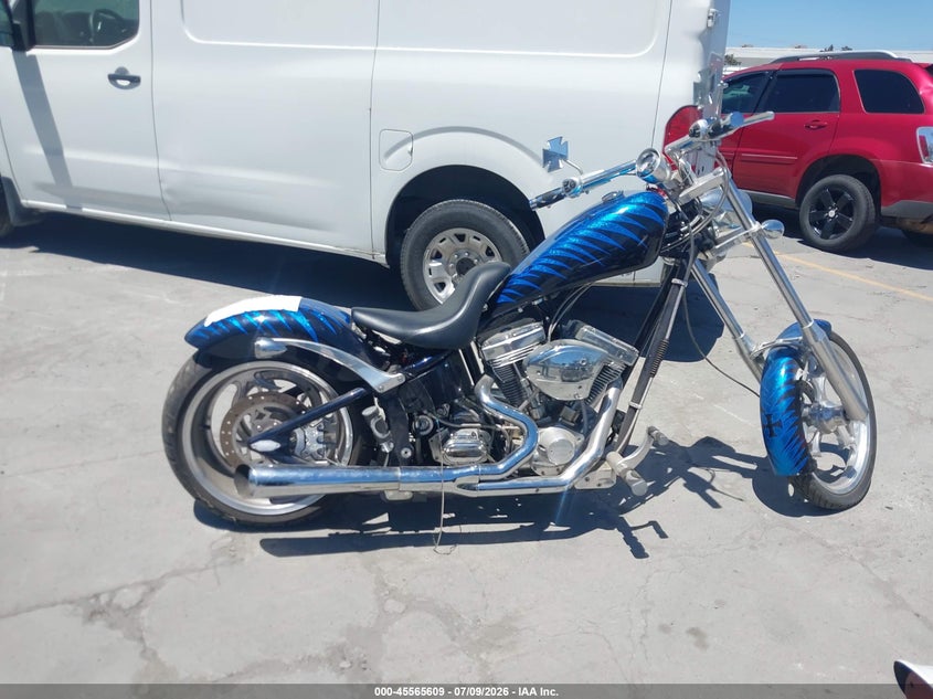 2004 BIG DOG CHOPPER MOTO 2