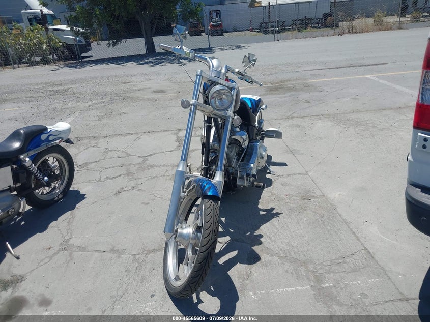 2004 BIG DOG CHOPPER MOTO 2