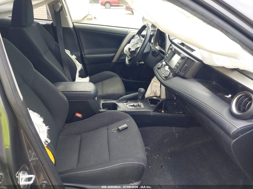 2018 TOYOTA RAV4 auction photo 5