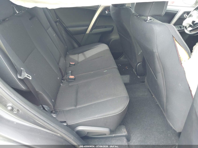 2018 TOYOTA RAV4 auction photo 8