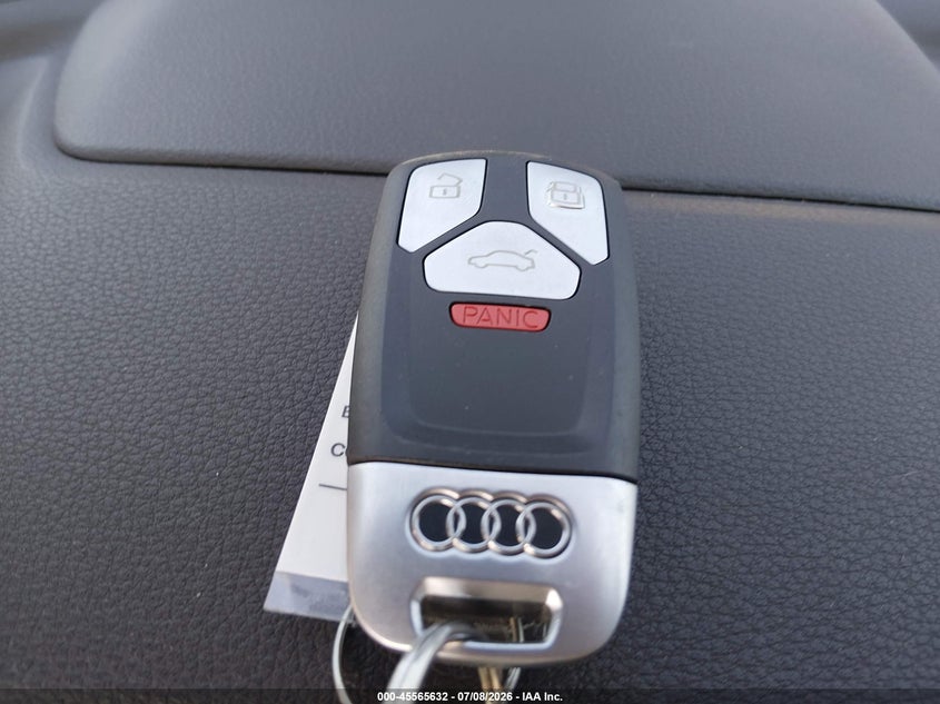 2018 Audi Q7 3.0T Premium VIN: WA1VAAF71JD010537 Lot: 45565632