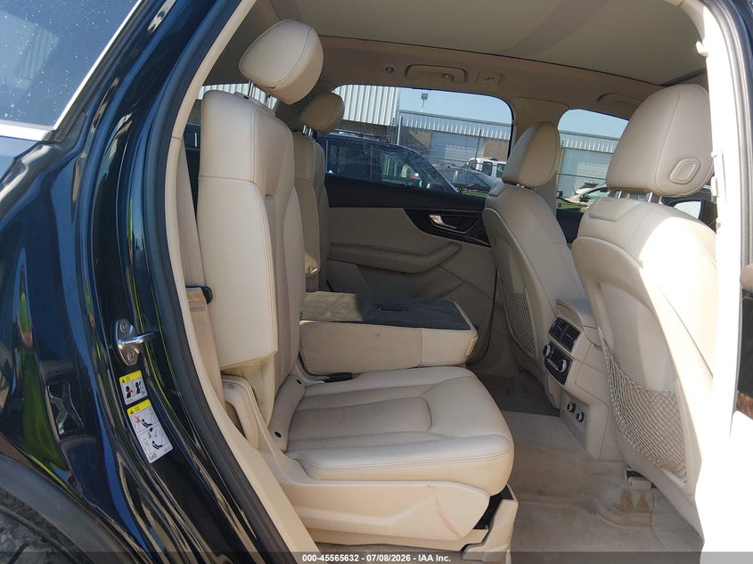 2018 Audi Q7 3.0T Premium VIN: WA1VAAF71JD010537 Lot: 45565632