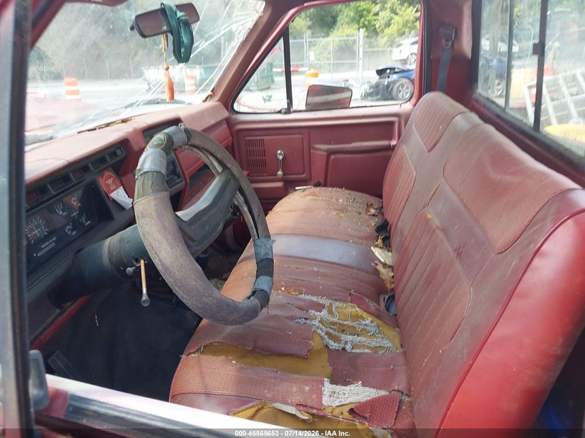 1986 FORD F150 auction photo 5