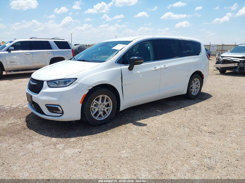 2024 Chrysler Pacifica Touring L 2C4RC1BG3RR115757 photo 1