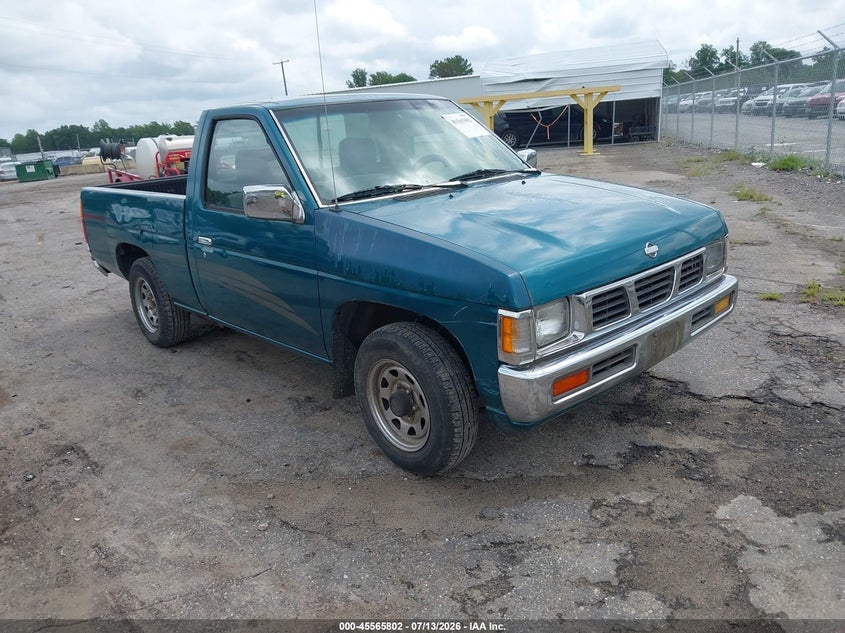 1995 NISSAN TRUCK