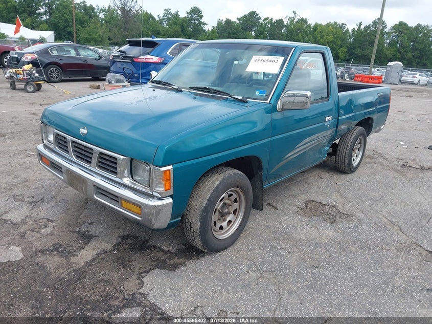 1995 NISSAN TRUCK