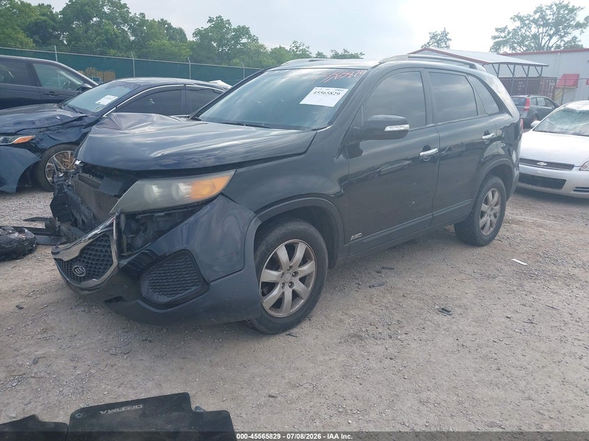 2011 Kia Sorento, Front End, IAAI, VIN 5XYKTDA2XBG148774 — photo 2