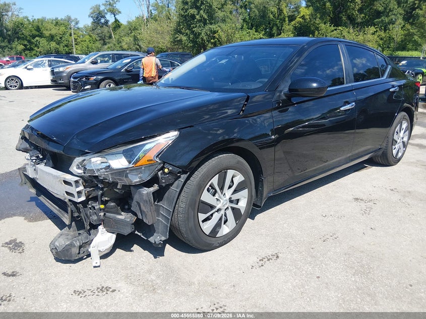 2020 Nissan Altima, Front End, IAAI, VIN 1N4BL4BV8LN318302 — photo 2