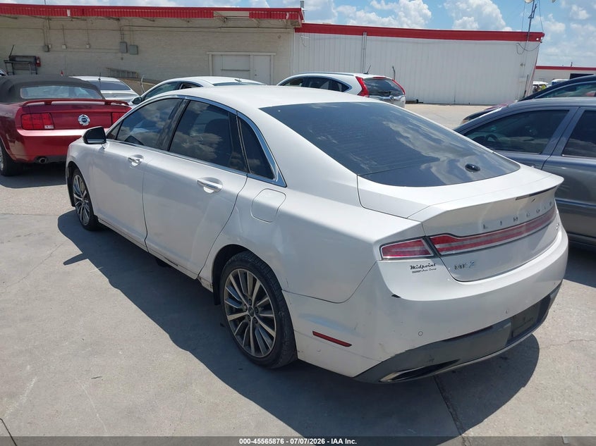 2017 LINCOLN MKZ HYBRID auction photo 3