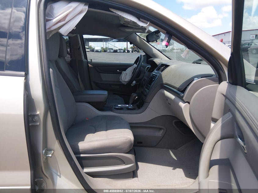 2016 GMC ACADIA auction photo 5
