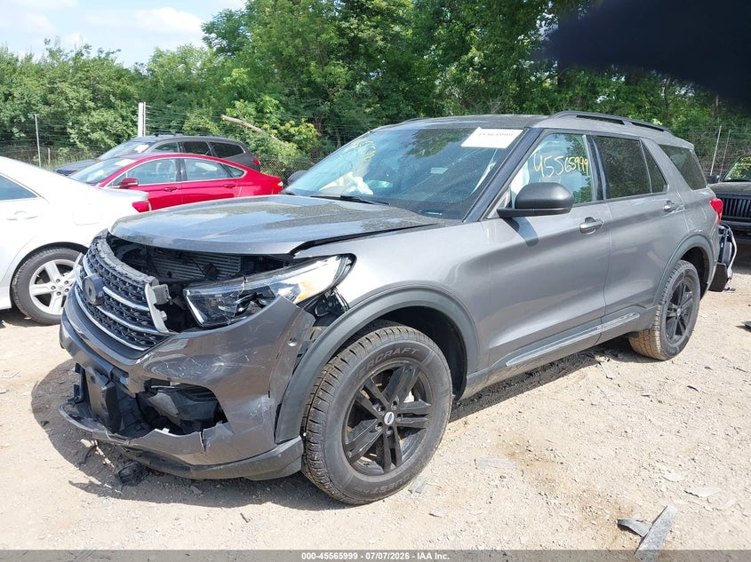 2021 FORD EXPLORER auction photo 2