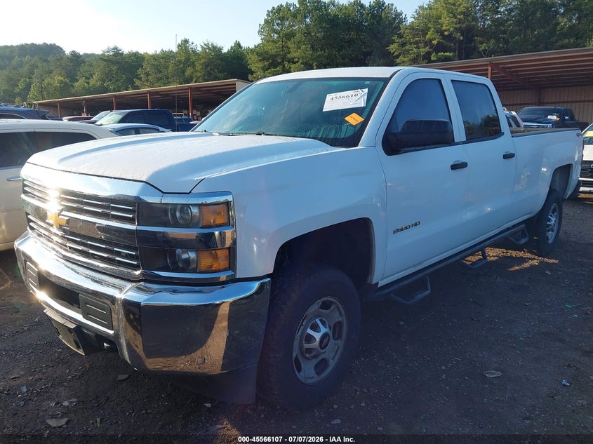 2015 CHEVROLET SILVERADO 2500HD BUILT AFTER AUG 14 auction photo 2