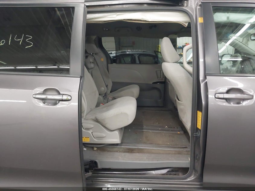 2011 Toyota Sienna Le V6 VIN: 5TDKK3DC3BS116169 Lot: 45566143