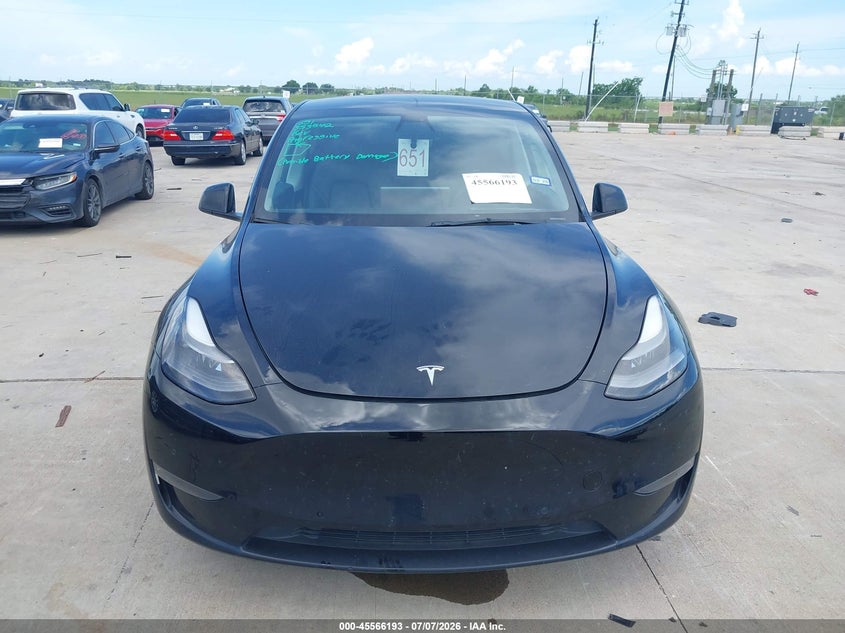 2022 Tesla Model Y Performance Dual Motor All-Wheel Drive VIN: 7SAYGDEF3NF353542 Lot: 45566193