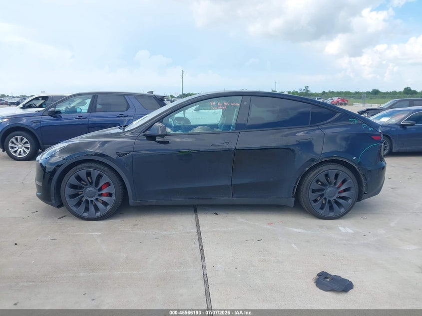 2022 Tesla Model Y Performance Dual Motor All-Wheel Drive VIN: 7SAYGDEF3NF353542 Lot: 45566193