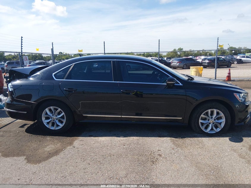 2017 Volkswagen Passat 1.8T S VIN: 1VWAT7A36HC047585 Lot: 45566234