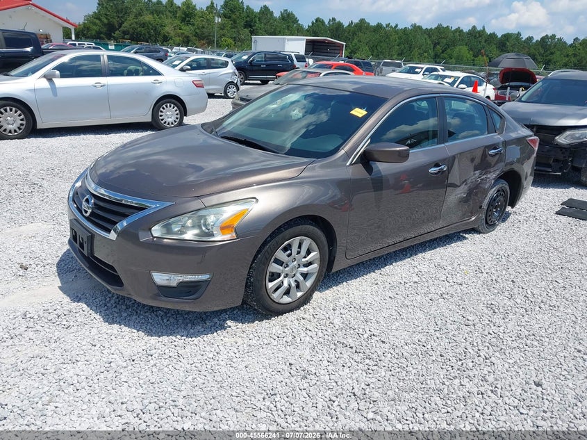 2014 Nissan Altima, Левый бок, IAAI, VIN 1N4AL3AP2EC132178 — фото 2