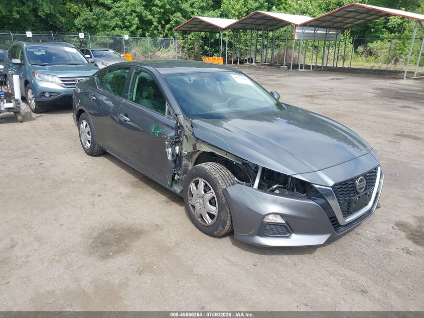 2019 NISSAN ALTIMA auction photo 1