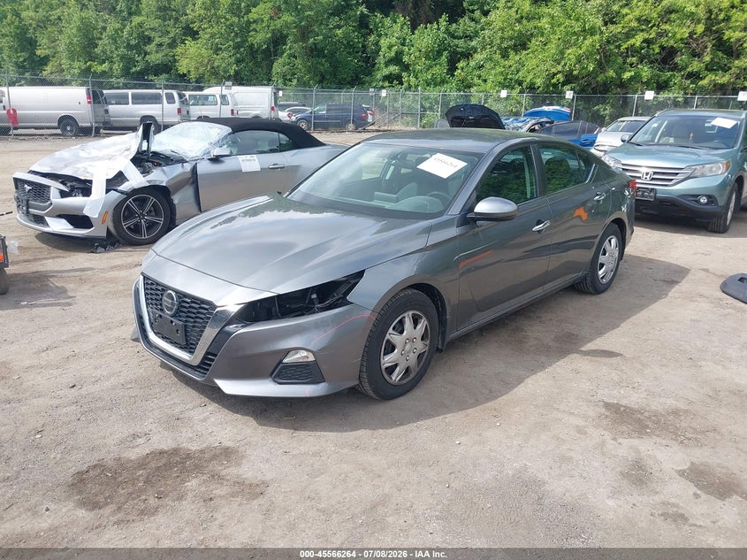 2019 NISSAN ALTIMA auction photo 2