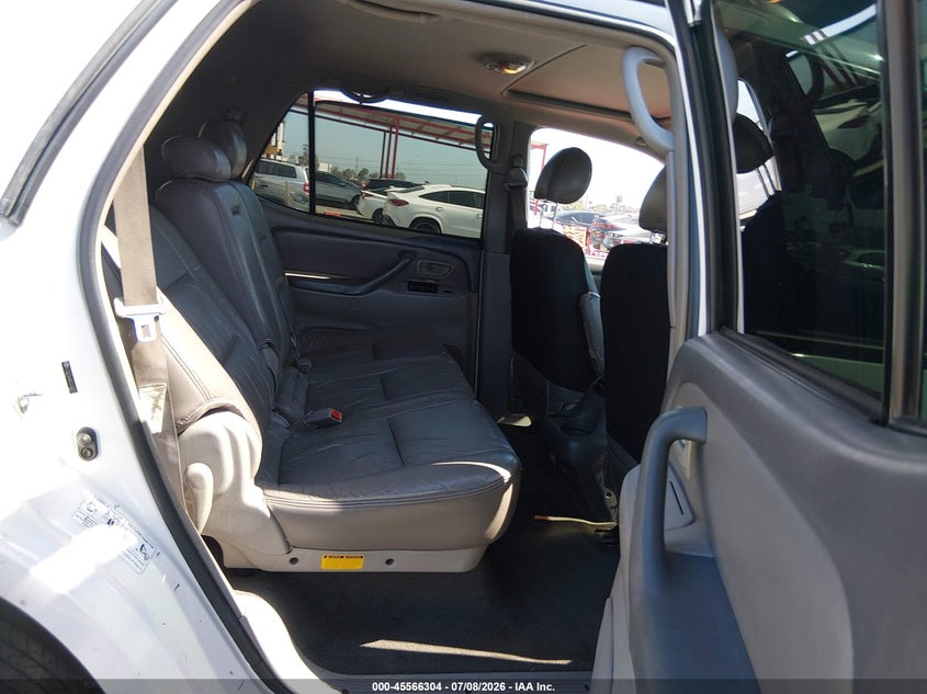 2005 Toyota Sequoia Sr5 V8 VIN: 5TDZT34A65S240001 Lot: 45566304