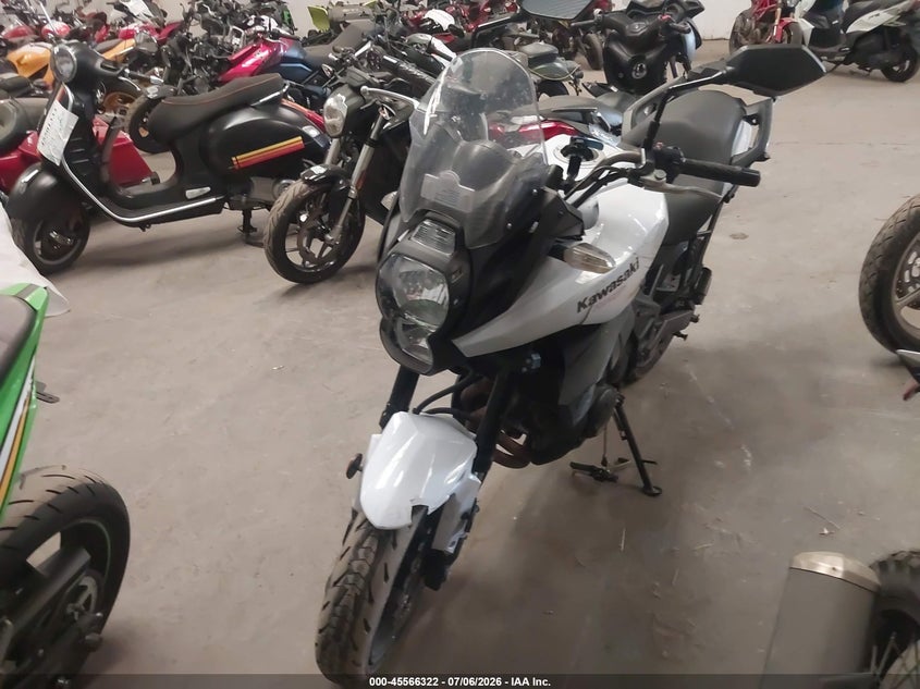 2013 KAWASAKI LE650 auction photo 2