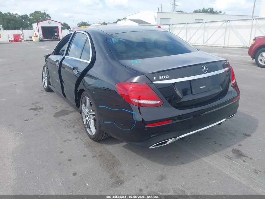 AtlanticExpress - Mercedes-Benz E-Class