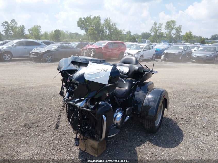 HARLEY-DAVIDSON FLHTCUTG 2022