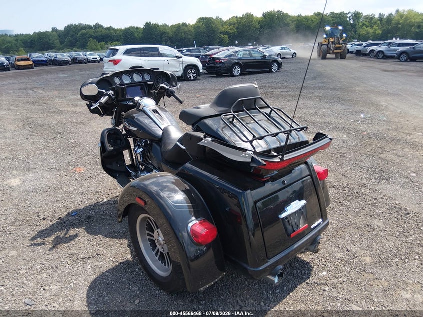 HARLEY-DAVIDSON FLHTCUTG 2022