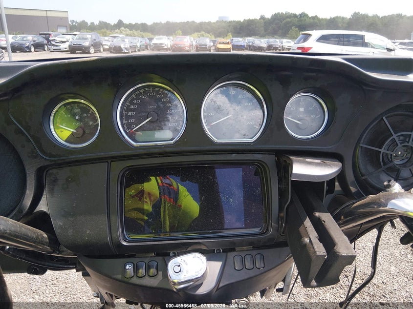 2022 HARLEY-DAVIDSON FLHTCUTG auction photo 7