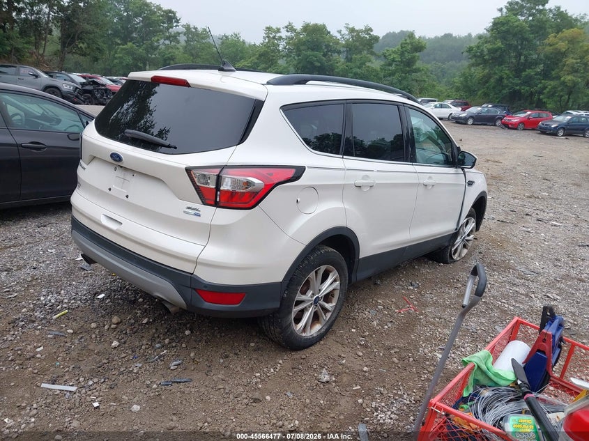 Vin: 1fmcu9hd4juc74238, lot: 46064806, ford escape sel 20184